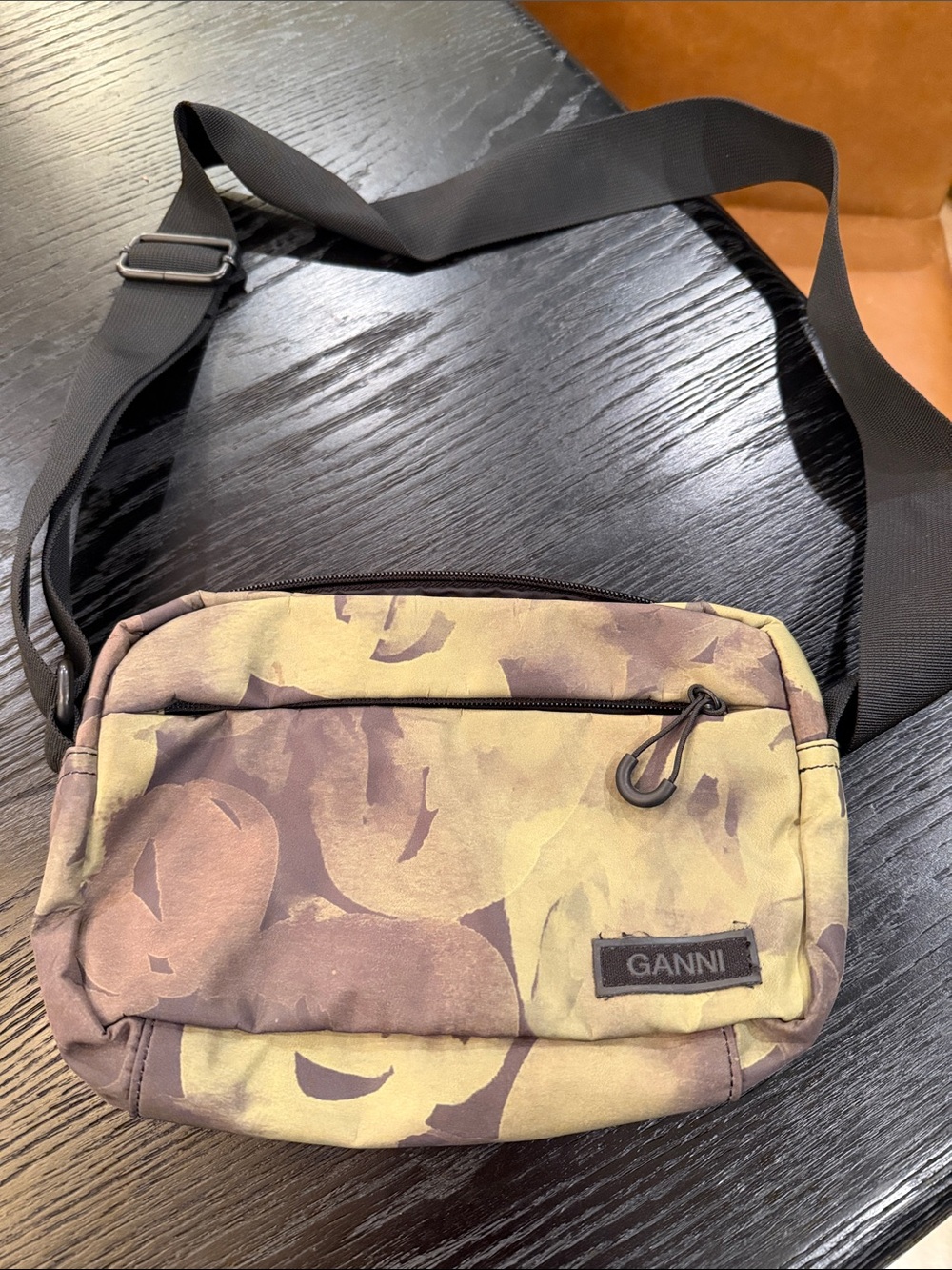 Ganni Womenโs Camouflage Belt Bag in Beige and Brown